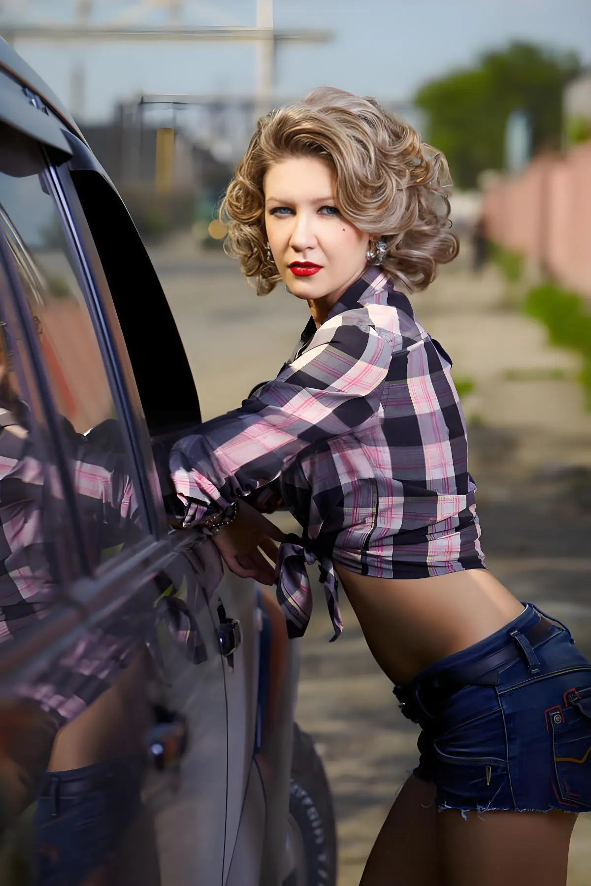 《夏日搭车客》无广告未删减在线观看-2025年伦理片免费播放-高清完整版夏日搭车客资源