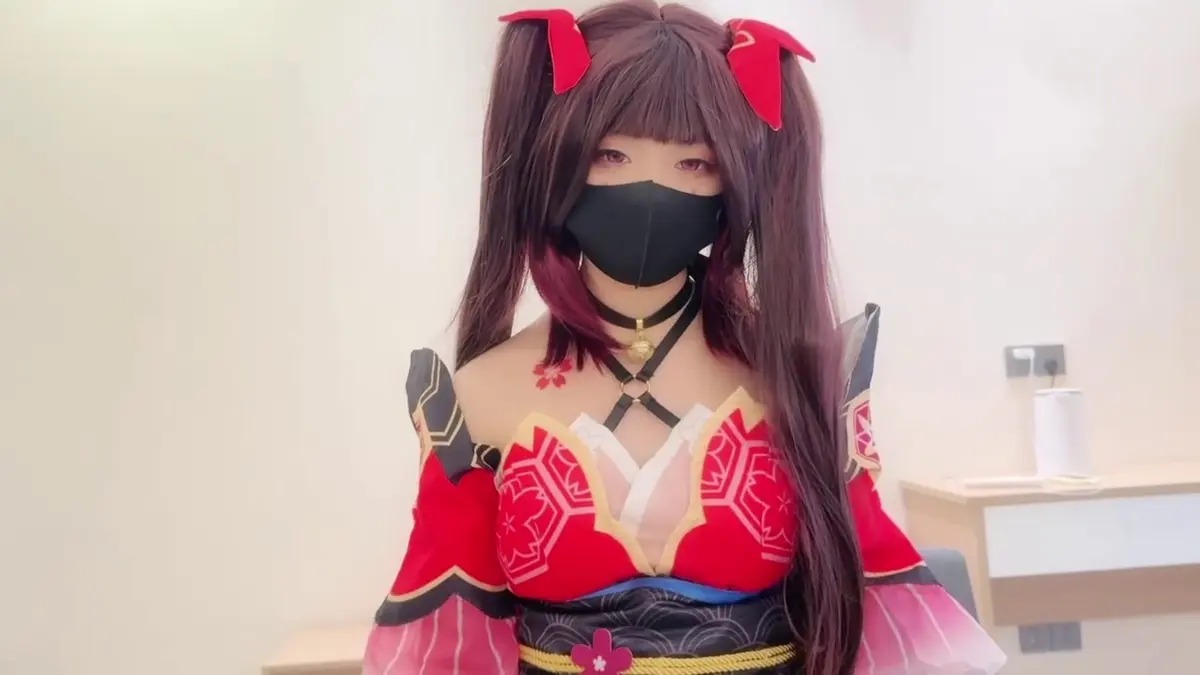 《小欣奈》超清神里绫华cosplay视频-小欣奈化身原神人气角色-1080P高清画质免费在线观看-全网最火cosplay资源