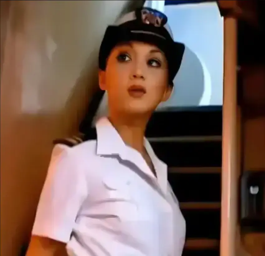 啄木鸟系列军舰上的女兵电影电视剧免费观看 - 高清1080P在线播放 - 完整版军舰女兵资源下载