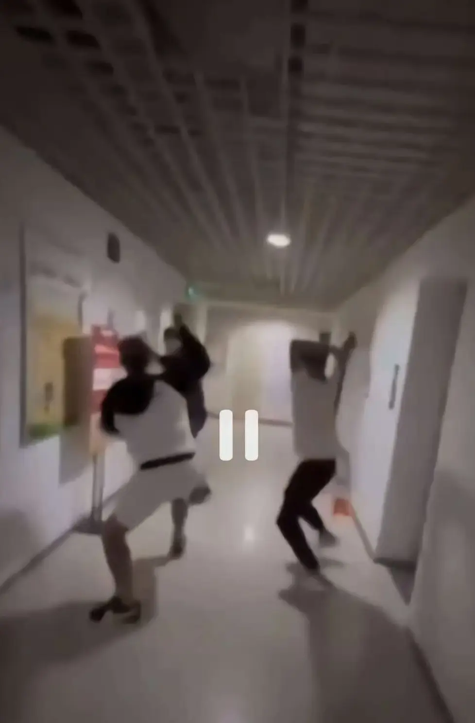 《国服典韦砍队友事件》高清全集 - 消防斧事件后续完整版 - 无广告流畅在线观看