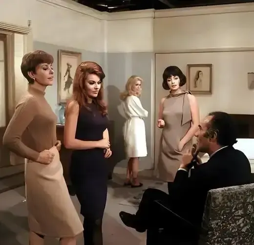 《俄罗斯女子学院》无删减全集资源 - HD高清流畅播放 - 免费在线观看完整版