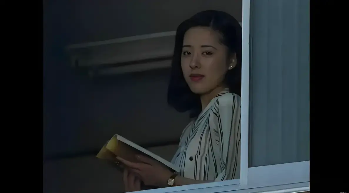 《女教师日记》完整版正片，支持免费在线看无广告体验