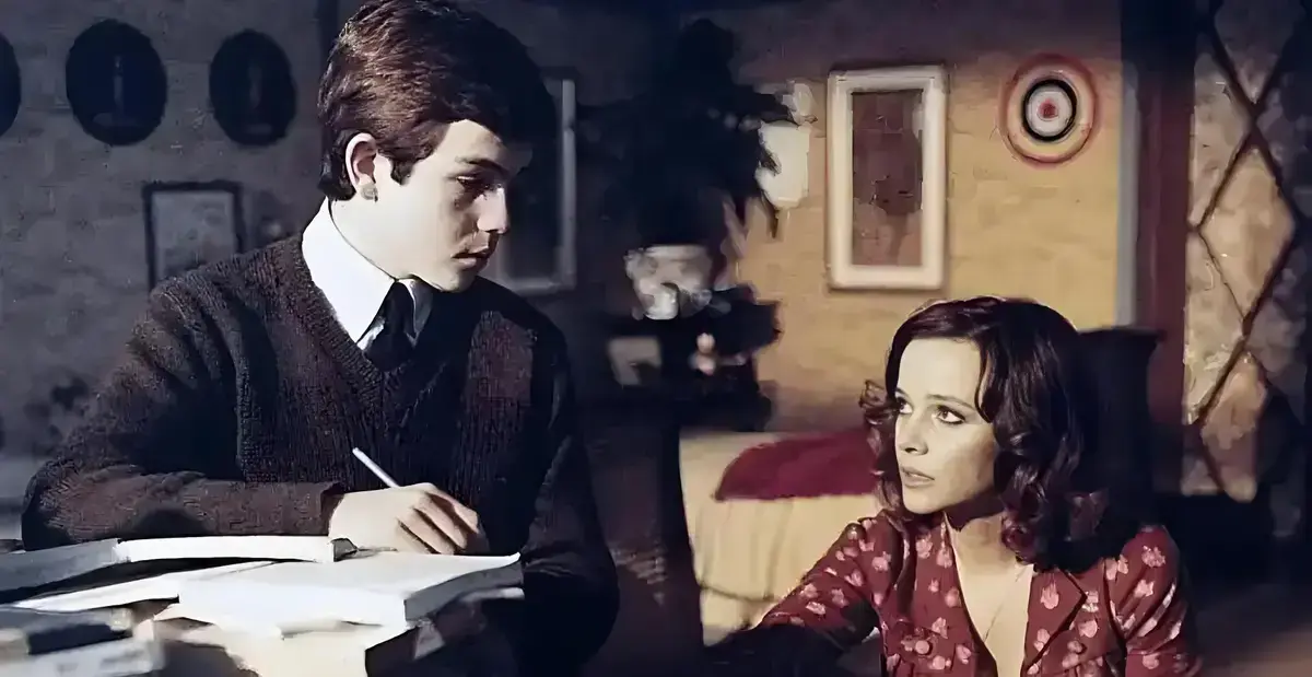 《青涩体验》高清未删减完整版 - 意大利经典伦理电影 - 1080P无广告免费在线观看