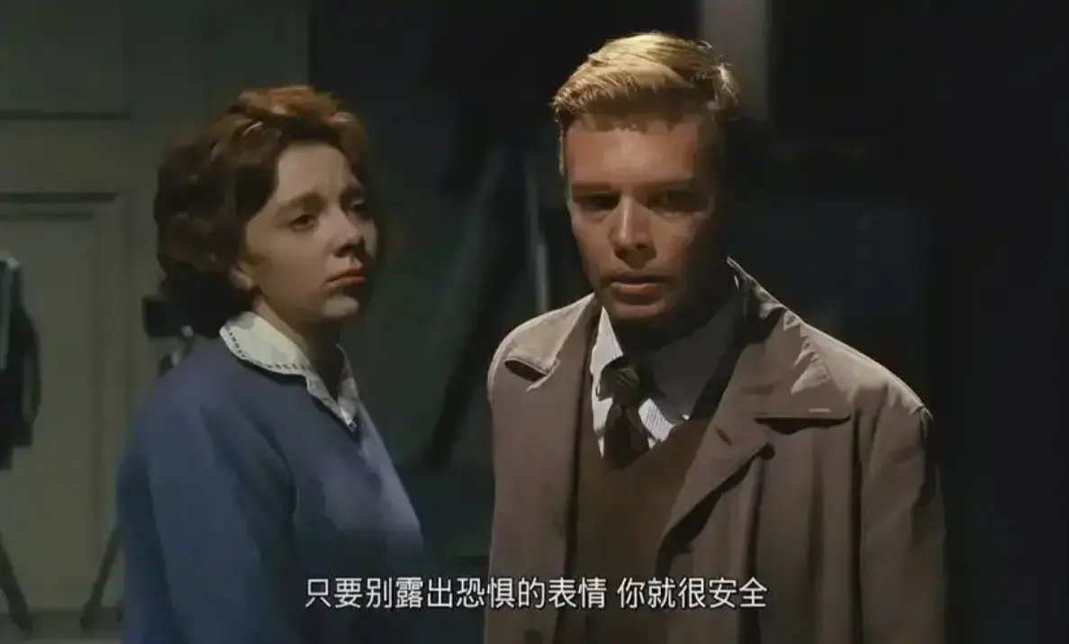 意大利电影《偷窥狂人1994》完整版免费在线观看-1080P高清无删减播放-丁度·巴拉斯伦理片偷窥狂人1994未删减点播-高清纯净无广告观看-VS影视星辰影院