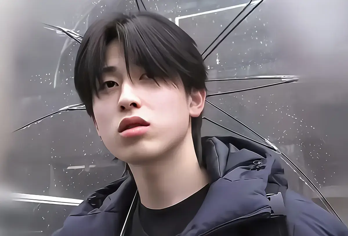 Jukiya与武生鸿翔采访三部曲全片无删减-高清完整版免费看-超清画质街头撑伞访谈