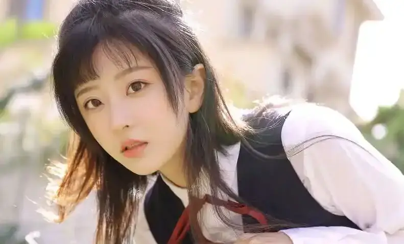 《美丽小蜜桃》高清免费在线观看无广告-1978美国电影《美丽小蜜桃》无删减版-全集HD1080P画质播放
